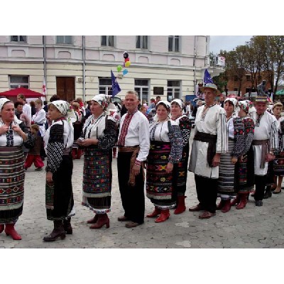 Особливості та унікальність борщівської вишивки